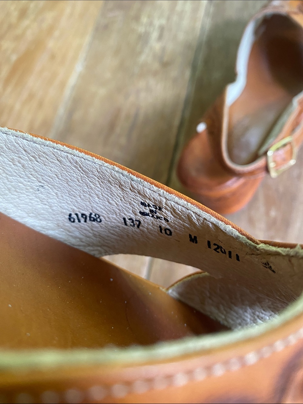 Re-Mix company Women's Floral tooled Leather Slingback Wedge 10 - Picture 4 of 9